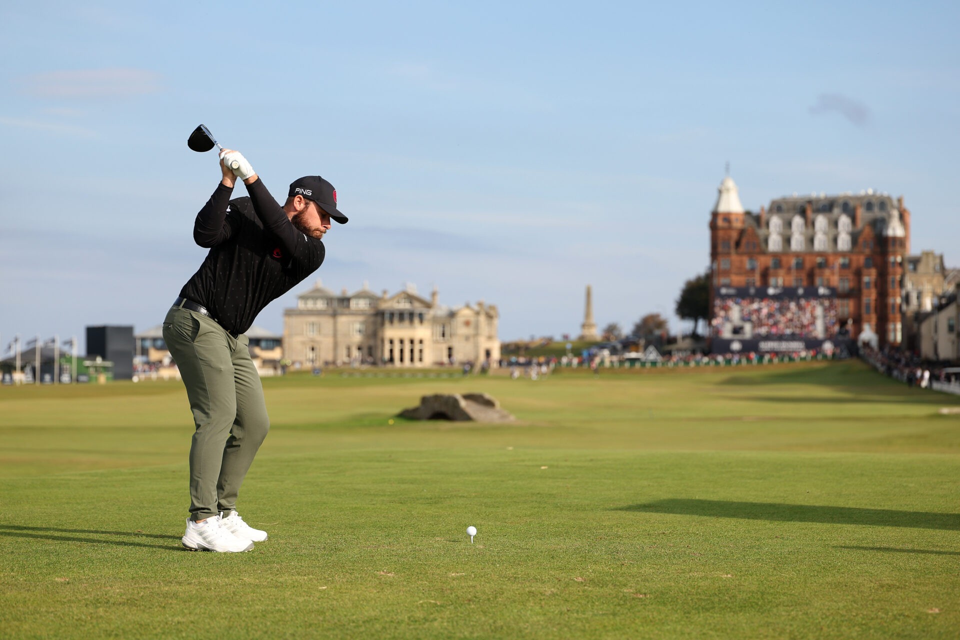 Hatton Leads Alfred Dunhill Links Championship